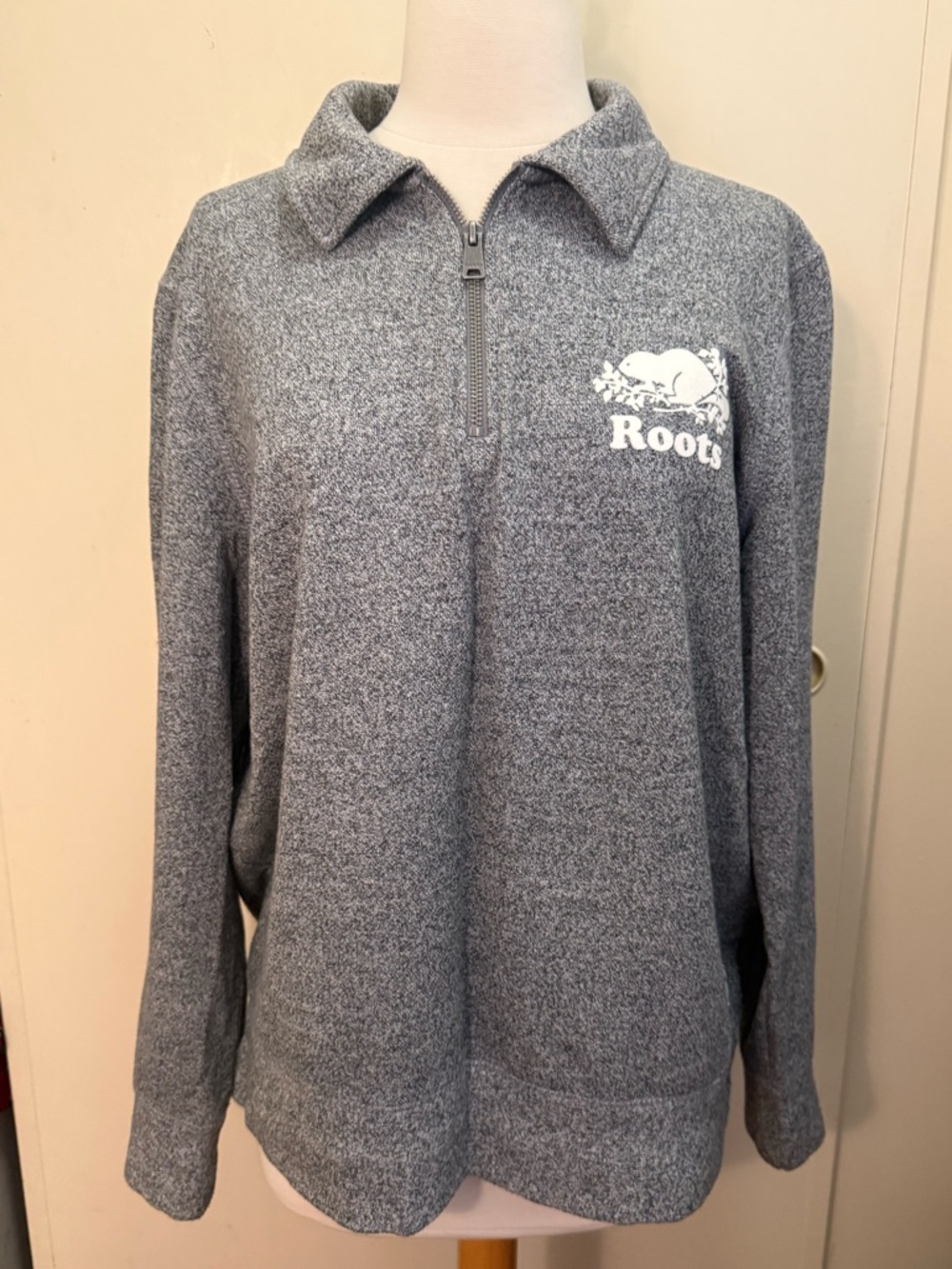 Roots Gray Half-Zip Pullover with White Logo XL